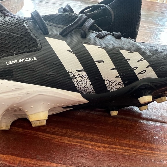 Youth Soccer cleats - Picture 6 of 9